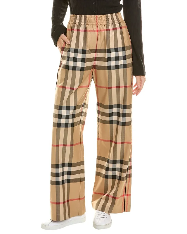 Culottes women trousers with a unique and trendy silhouetteBurberry Check Flared Pant