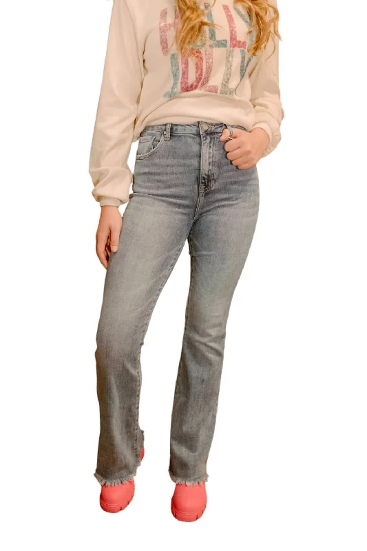 High - waisted women trousers for a flattering and retro lookHannah Vintage High Rise Flare Denim Jean In Light Wash