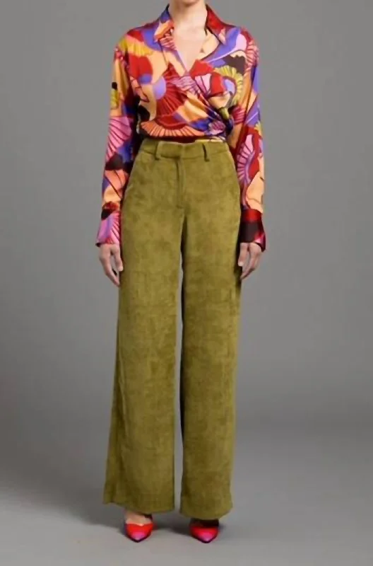 Linen women trousers for a breathable and summer - friendly choiceKraftwerk Cord Pant In Moss