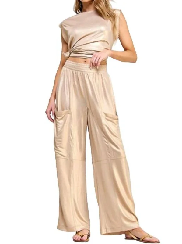 Elastic - waist women trousers for ultimate comfortMetallic Pant In Gold