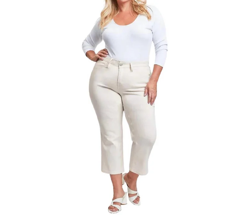 Linen women trousers for a breathable and summer - friendly choiceMid-Rise Wide Leg Cropped Pants In Gardenia