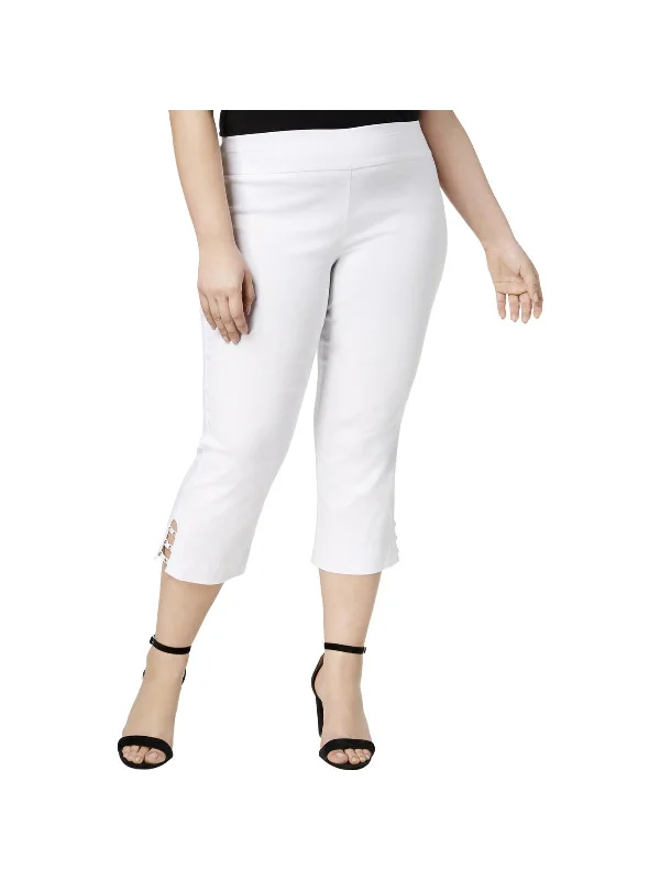 Straight - leg women trousers with a classic and timeless designPlus Womens Lattice Hem Cropped Capri Pants