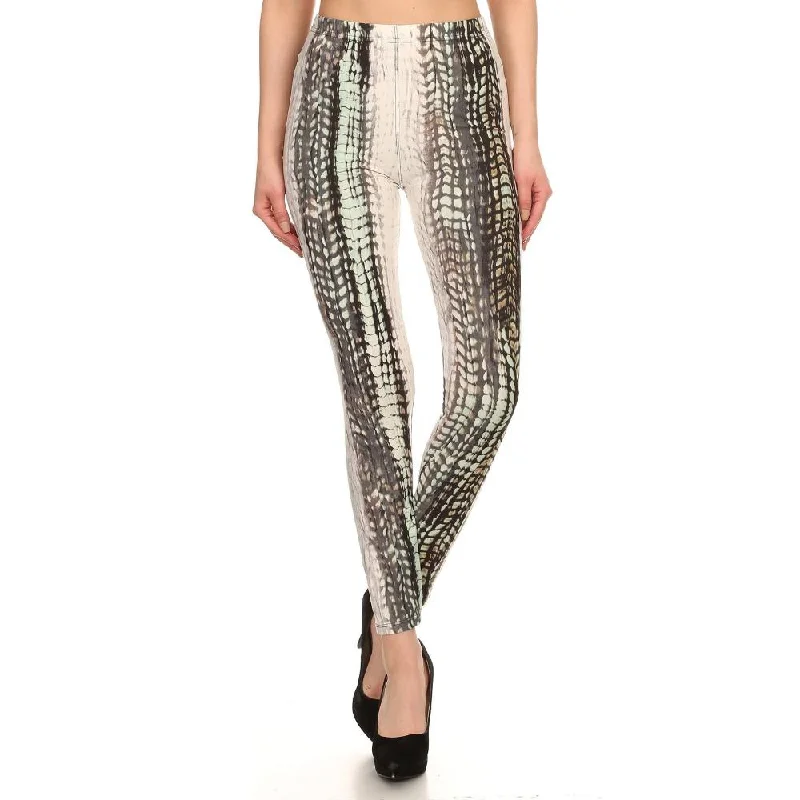 Straight - leg women trousers with a classic and timeless designSnake Scales Printed, High Waisted Leggings In Fitted Style With Elastic Waistband