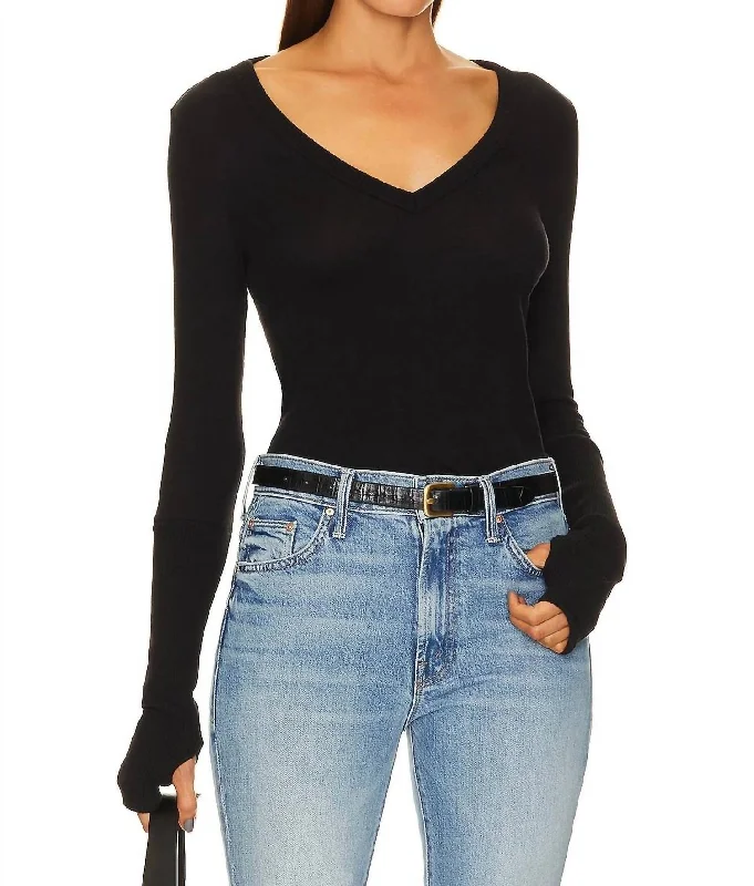 Organic Cotton Women Sweater for an Eco - Friendly ChoiceFirst Layered Cuffed V Top In Black