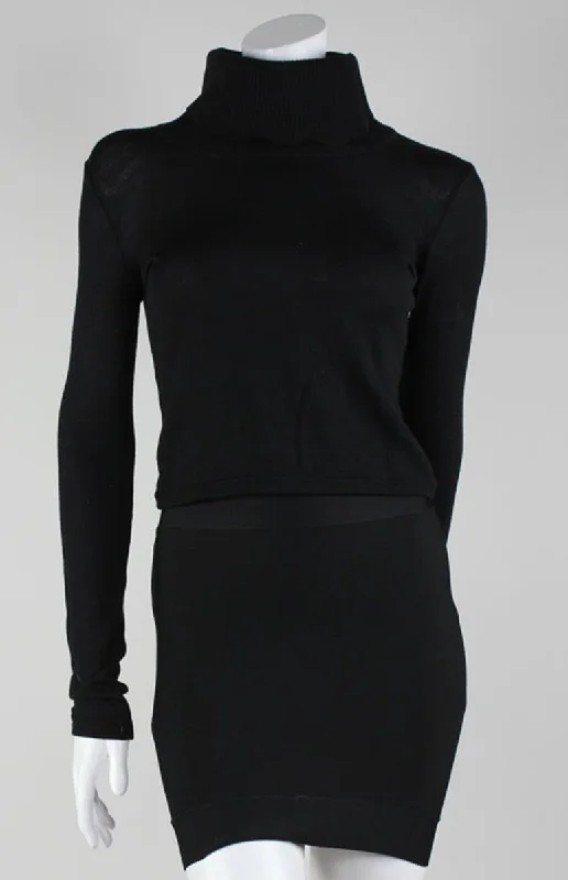 Hand - Knitted Women Sweater with Artisanal CharmHelmut Lang Long Sleeve Turtleneck Sweater Petite