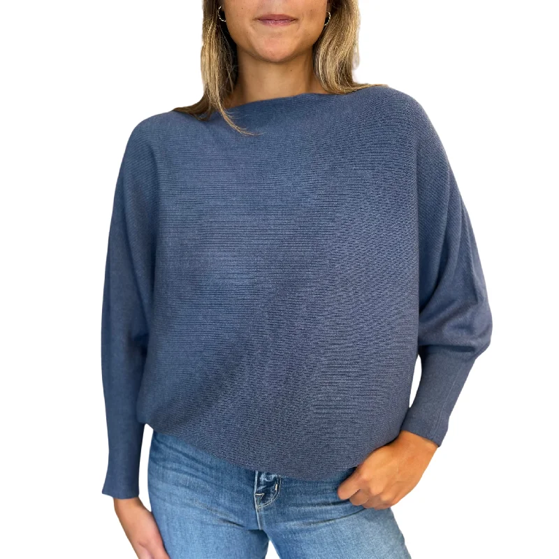 Oversized Women Sweater for a Cozy and Fashionable LookThe Magic Sweater