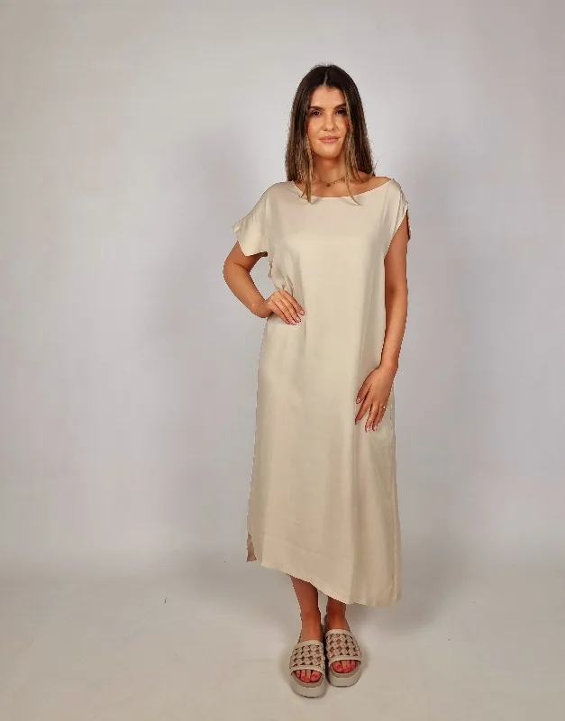 Cashmere Women Sweater with a Luxurious Soft TouchLotus Eaters Round Neck Dress