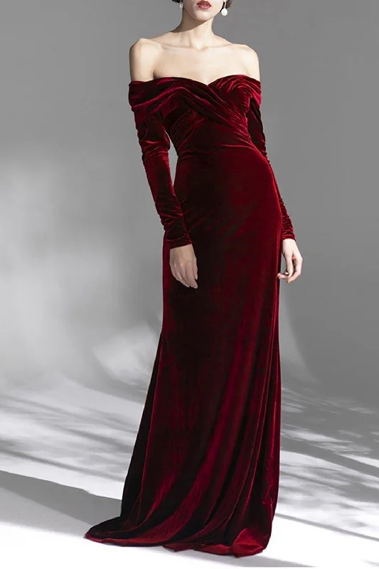 Empire Waist Women Dress to Accentuate the Bust and Conceal the WaistBurgundy Velvet Off the Shoulder Long Sleeves Floor Length Evening Dress