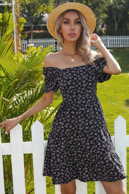 Backless Women Dress for a Sexy and Alluring Look at Evening EventsFloral Square Neck Bubble Short Sleeves Boho Dress