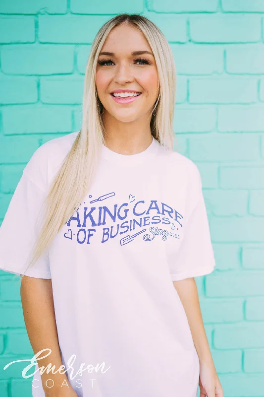 Distressed Women T Shirt with a Laid - Back AestheticKappa Alpha Theta Sing Baking Tee