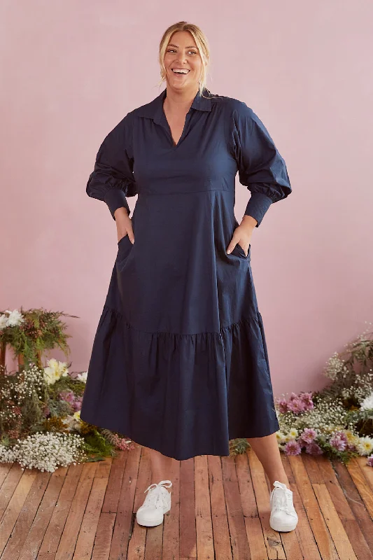 Mini Women Dress with a Short Hem for a Young and Trendy StyleSabre V-Neck Poplin Dress in Navy