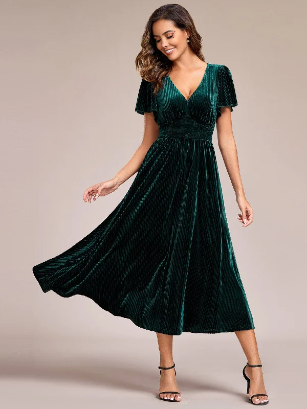 Strapless Women Dress with a Built - in Bra for Comfort and SupportGraceful V-Neck Waist Design Short Sleeves Fall Velvet Midi Wedding Guest Dress