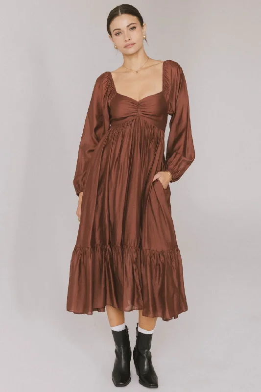 Pleated Women Dress with a Timeless and Elegant TextureRael Midi Dress in Brown