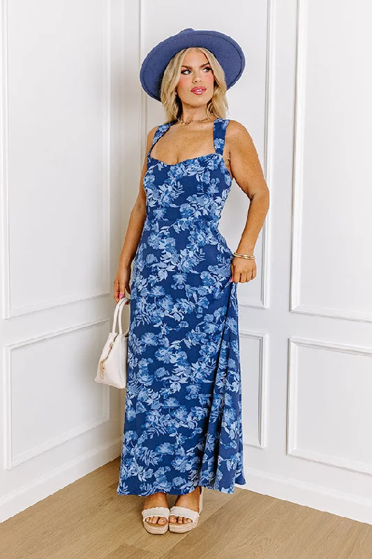 Plus Size Women Dress with a Flattering A - Line Cut for Comfort and StyleSmall Town Charm Floral Maxi Dress Curves