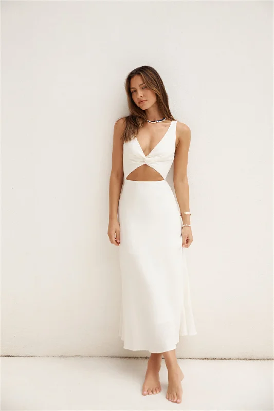 Empire Waist Women Dress to Accentuate the Bust and Conceal the WaistSoft Silhouette Maxi Dress White