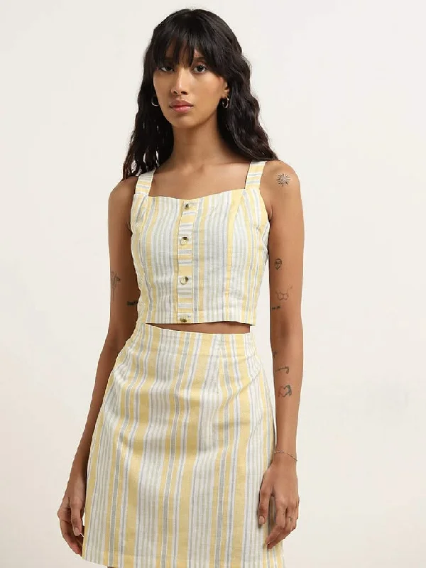 Linen Women Shorts for Breathable Comfort in Hot WeatherBombay Paisley Yellow Stripe Printed Blended Linen Top