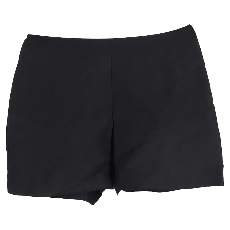 Jeanette Women Shorts with a Soft and Comfortable FeelLanvin Shorts in Black Cotton