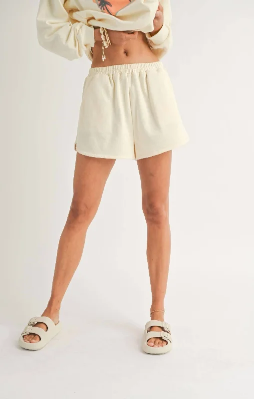 Stretchable Women Shorts for Maximum MobilityPalms Short In Ivory