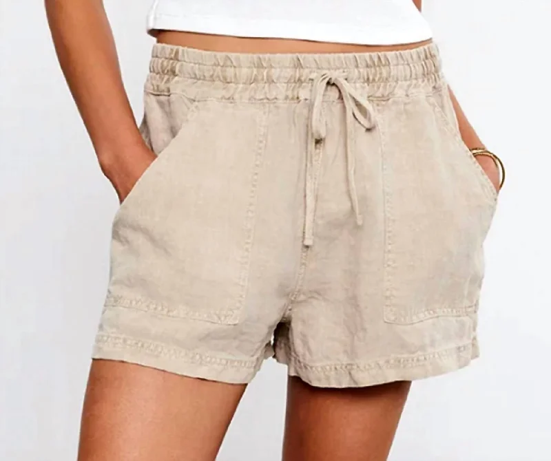 Ruffled Hem Women Shorts to Add a Feminine TouchSutton Short In Olive