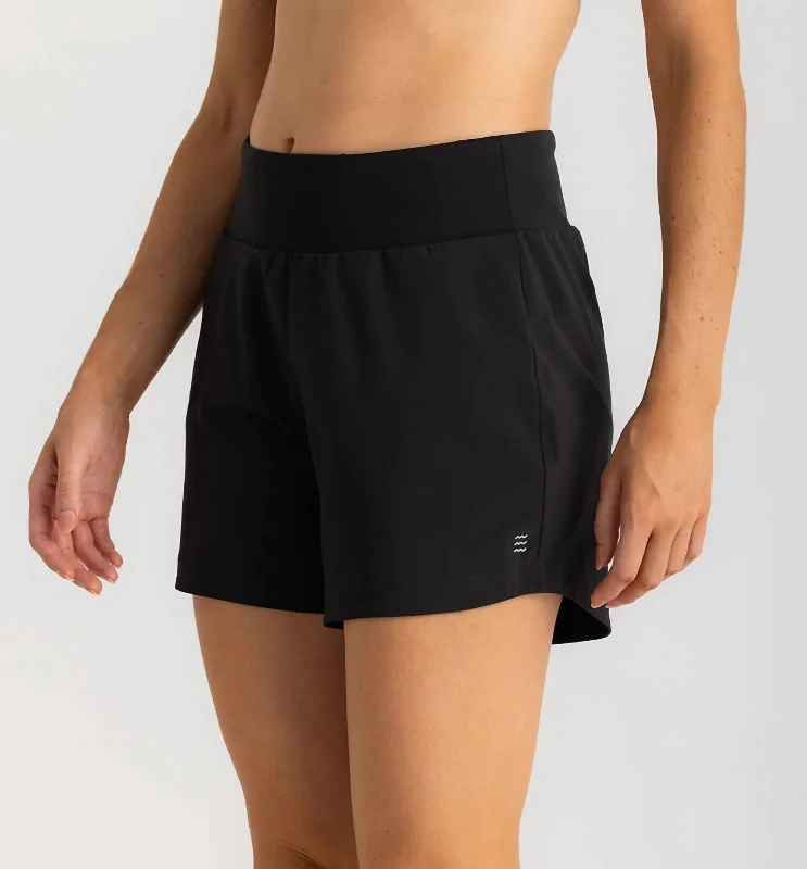 Linen Women Shorts for Breathable Comfort in Hot WeatherWomen's Bamboo-Lined Active Breeze Short - 5" In Black